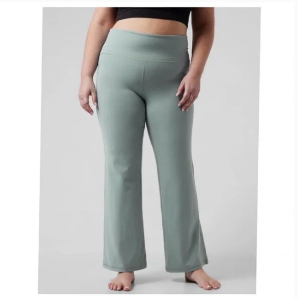 Athleta Elation Flare Pant Minimalistic Grey